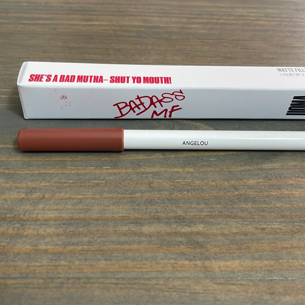 Uoma Beauty Badass MF Lip Liner Angelou, NEW
NWT
